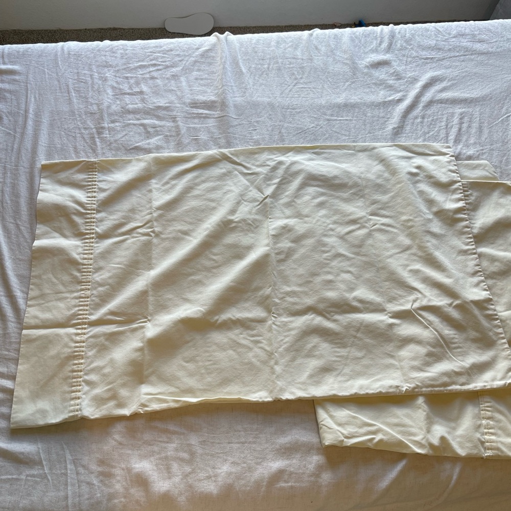Set of butter yellow pillowcases